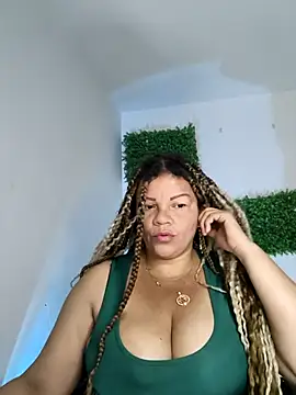 Snapshot of Eva_Luxei chatting on 02.19.26 Eva Luxei online show from 02.19.26