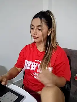 Snapshot of CelestePrince2 chatting on 11.27.25 CelestePrince2 online show from 11.27.25