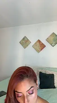 Snapshot of monnay520 chatting on 11.12.25 monnay520 online show from 11.12.25