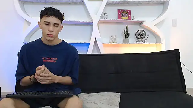 THREE GUYS HOT online show from 11.20.25