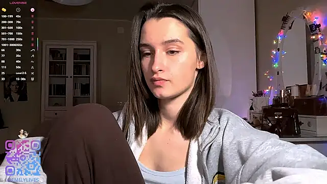 Snapshot of DarlineBrustera chatting on 01.06.26 DarlineBrustera online show from 01.06.26