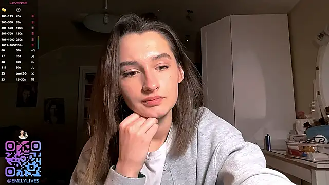 Snapshot of DarlineBrustera chatting on 01.15.26 DarlineBrustera online show from 01.15.26