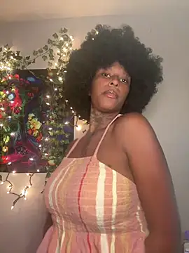 Snapshot of MistiSavannah chatting on 06.26.26 MistiSavannah online show from 06.26.26