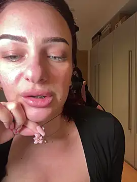 OliviaaFischer online show from 03.05.26