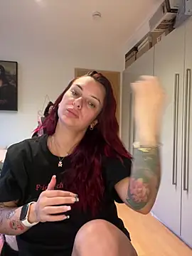 OliviaaFischer online show from 04.21.26