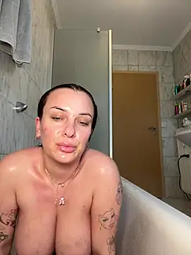 OliviaaFischer online show from 05.17.26