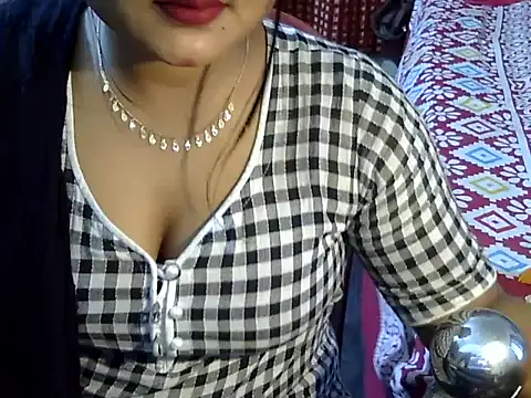 Nusrat Faria07 online show from 10.21.25