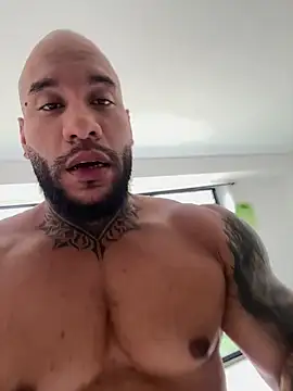 Andrew Johnnson online show from 11.04.25