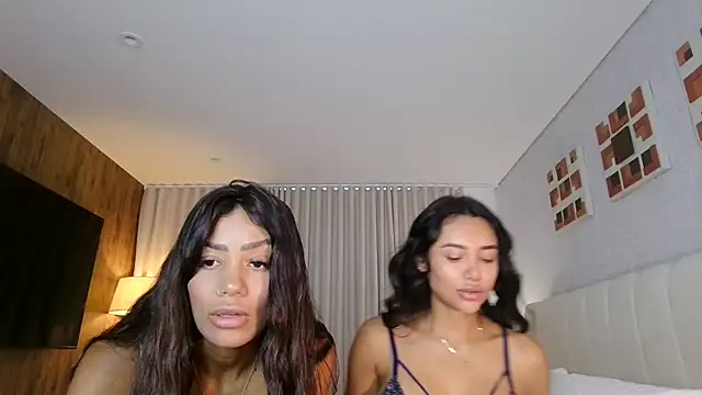 Sarajames online show from 04.19.26