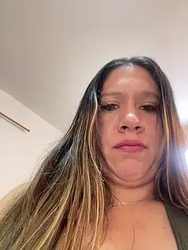 emma hot2006 online show from 10.18.25