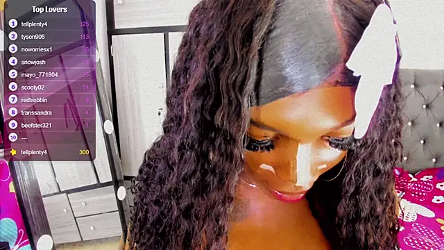 Sara hot12112 online show from 10.18.25