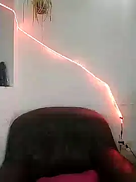 Snapshot of mimigoddesss chatting on 10.17.25 mimigoddesss online show from 10.17.25