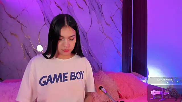 Emmiicute online show from 12.20.25