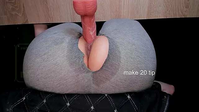 Cameltoe squirt inPants online show from 12.07.24