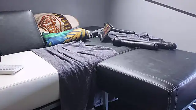 slavic boy 39 online show from 01.18.26