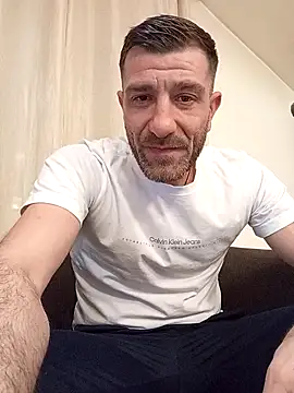 Snapshot of Alexdaniel89 chatting on 01.15.26 Alexdaniel89 online show from 01.15.26