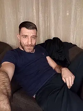 Snapshot of Alexdaniel89 chatting on 03.02.26 Alexdaniel89 online show from 03.02.26