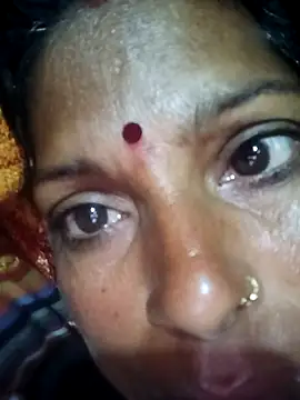 Snapshot of Suhana_pandit chatting on 11.12.25 Suhana pandit online show from 11.12.25