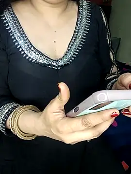 PRIYA 22 online show from 10.15.25