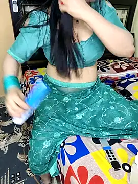 PRIYA 22 online show from 11.15.25