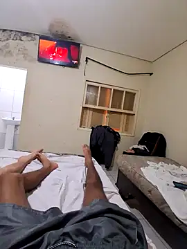 MorenoTatuado21c online show from 12.02.25