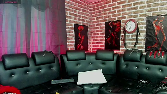 Snapshot of celeste_bdsm1 chatting on 09.29.25 celeste bdsm1 online show from 09.29.25