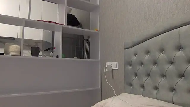 Snapshot of angelina_sunshine chatting on 10.31.25 angelina sunshine online show from 10.31.25