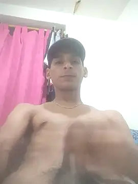 Snapshot of alex_colombiano chatting on 10.04.25 alex colombiano online show from 10.04.25