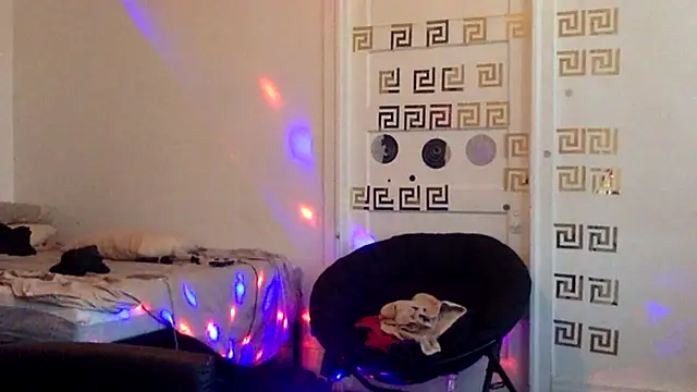 Diodre Benyoon online show from 04.11.26