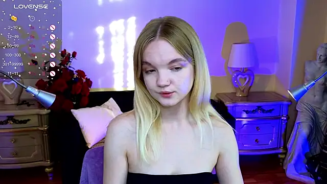 Snapshot of RosesKate chatting on 10.09.25 RosesKate online show from 10.09.25