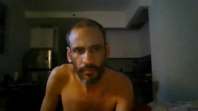 Snapshot of IdenticalOunce31 chatting on 06.11.26 IdenticalOunce31 online show from 06.11.26
