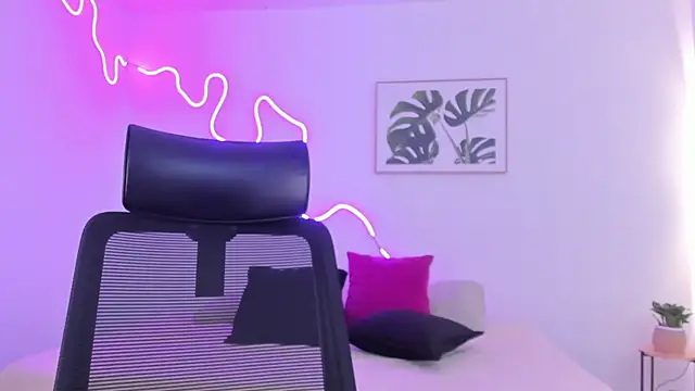 Cherrydollxx online show from 10.23.25