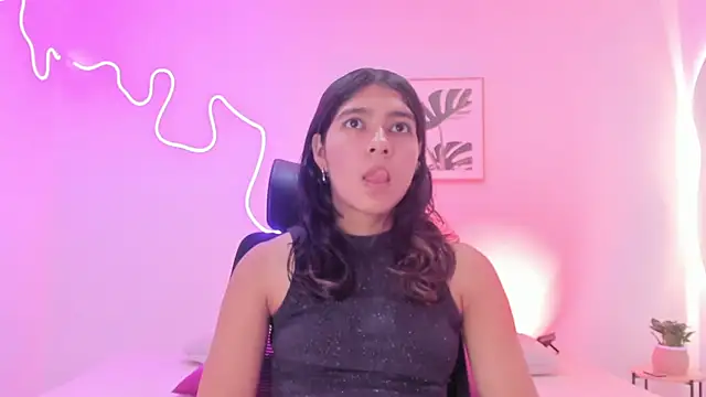 Cherrydollxx online show from 11.08.25