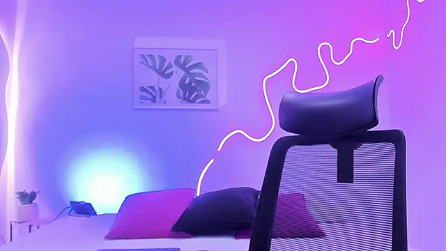 Cherrydollxx online show from 11.14.25