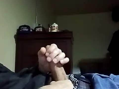 Snapshot of StirringFraction chatting on 11.11.25 StirringFraction online show from 11.11.25