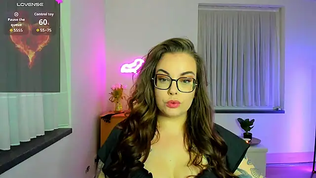 Miss Lucifer6 online show from 02.07.26