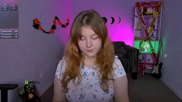 Snapshot of lola_sun12 chatting on 10.20.25 lola sun12 online show from 10.20.25