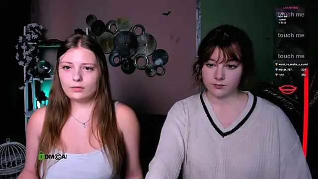 Snapshot of lola_sun12 chatting on 12.13.25 lola sun12 online show from 12.13.25