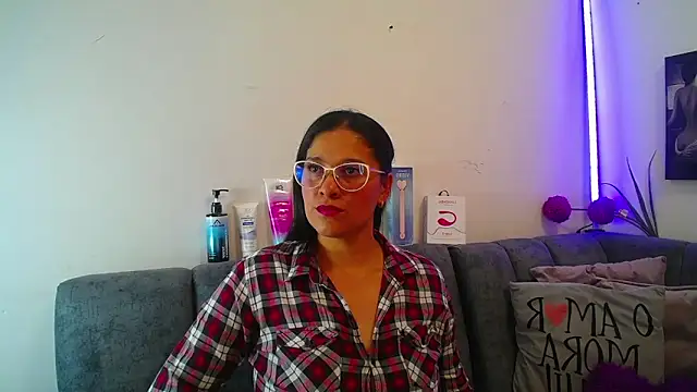 Alana steel 1 online show from 03.24.26