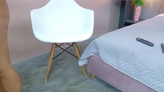 Camila Hill  online show from 02.19.26