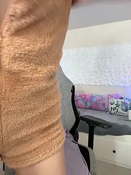 fantasyxwolf online show from 12.01.25