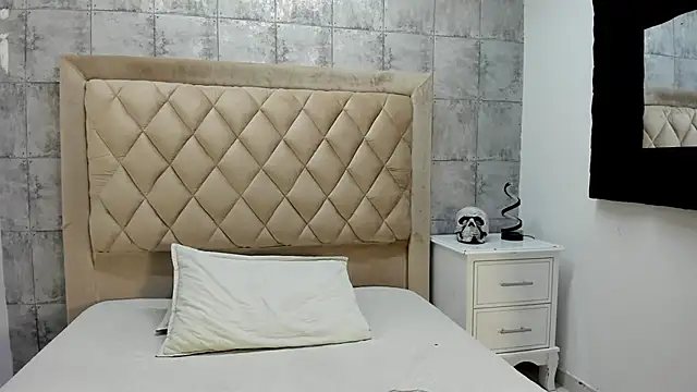 AphroditeSweet online show from 11.19.25