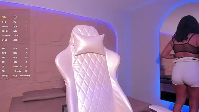 HannahMontgomery online show from 02.08.26