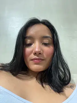 HannahMontgomery online show from 03.08.26