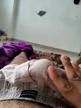 Snapshot of Size_x@xh chatting on 02.17.26 Size xxh online show from 02.17.26