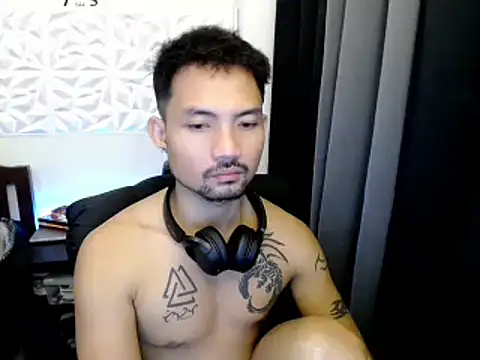 Thefriskyasian online show from 10.11.25