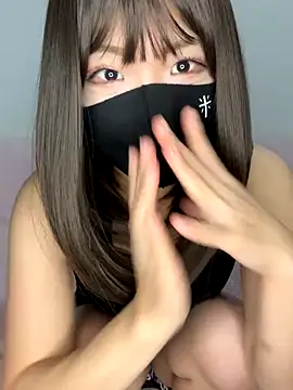 Snapshot of reina_00121 chatting on 10.15.25 reina 00121 online show from 10.15.25