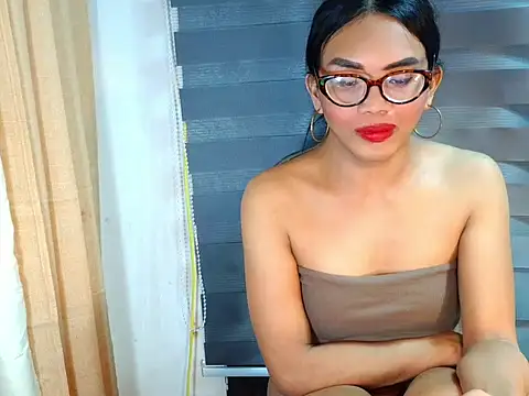 Snapshot of _karie chatting on 03.19.26 karie online show from 03.19.26