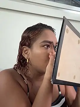 anailynn online show from 09.29.25