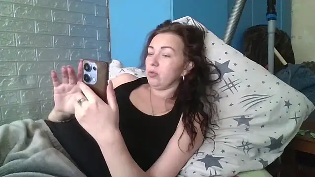 DanaNeon online show from 04.16.26